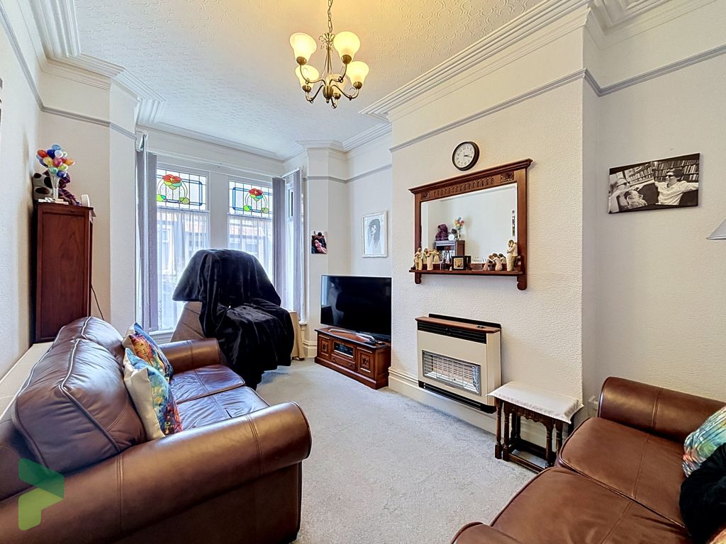 Property photo 2 of 16 Sitting Room