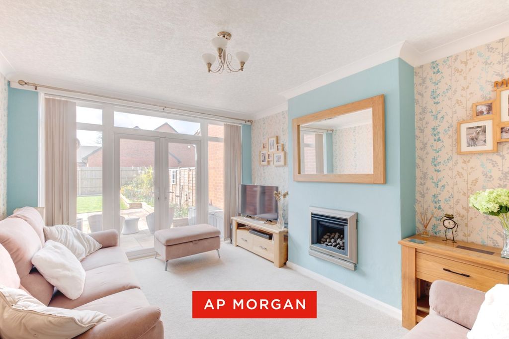 Property photo 2 of 23 Picture No. 02