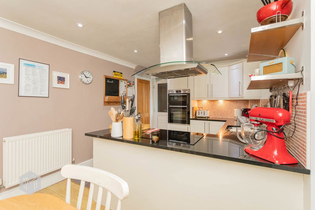 Property photo 3 of 35 Photograph