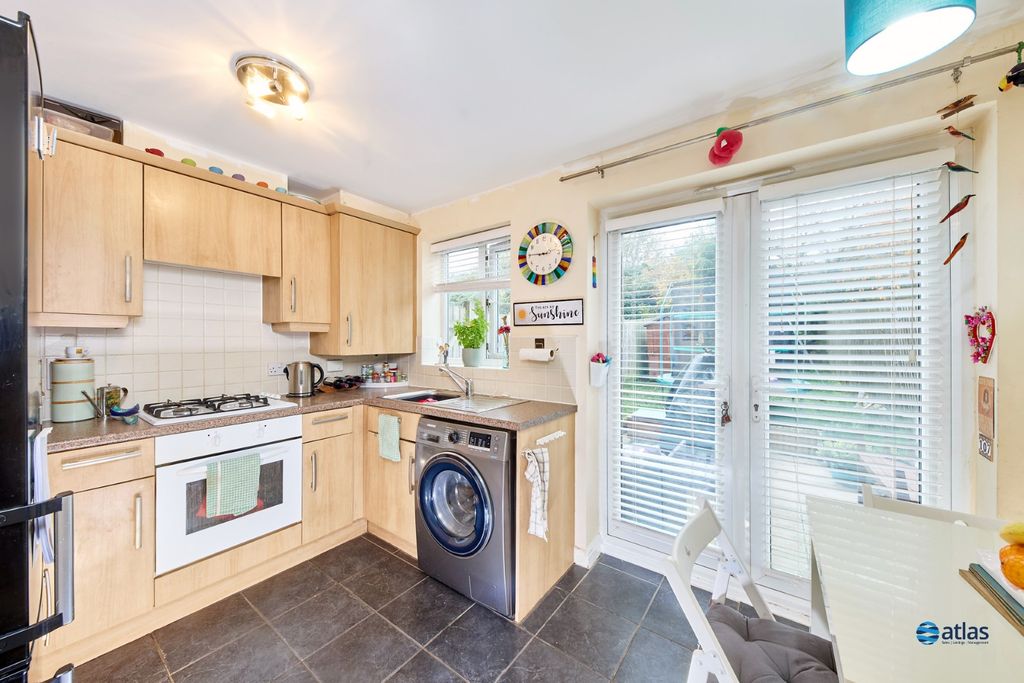Property photo 1 of 12 Kitchen