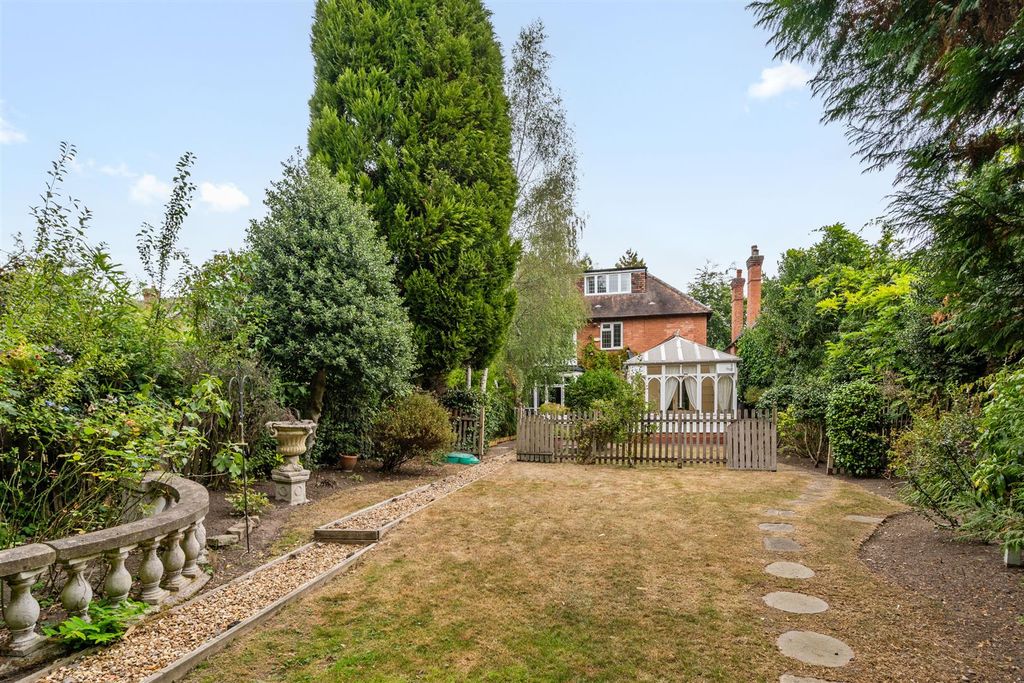 Property photo 2 of 24 642 Streetsbrook Road_31.Jpg