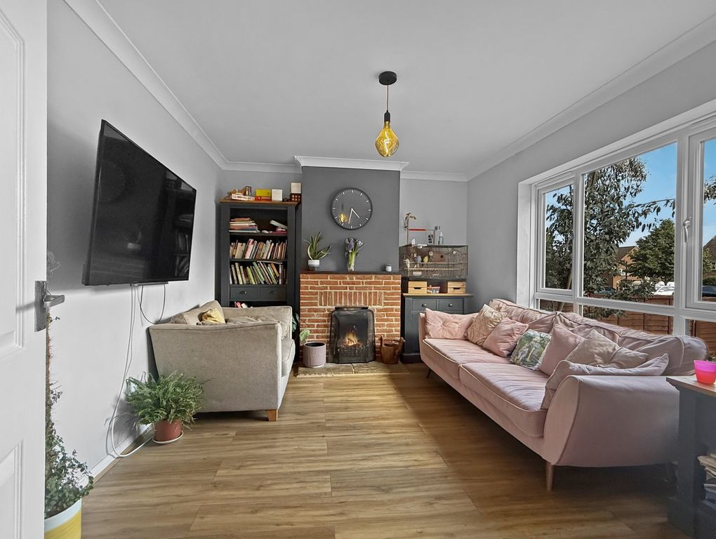 Property photo 3 of 14
