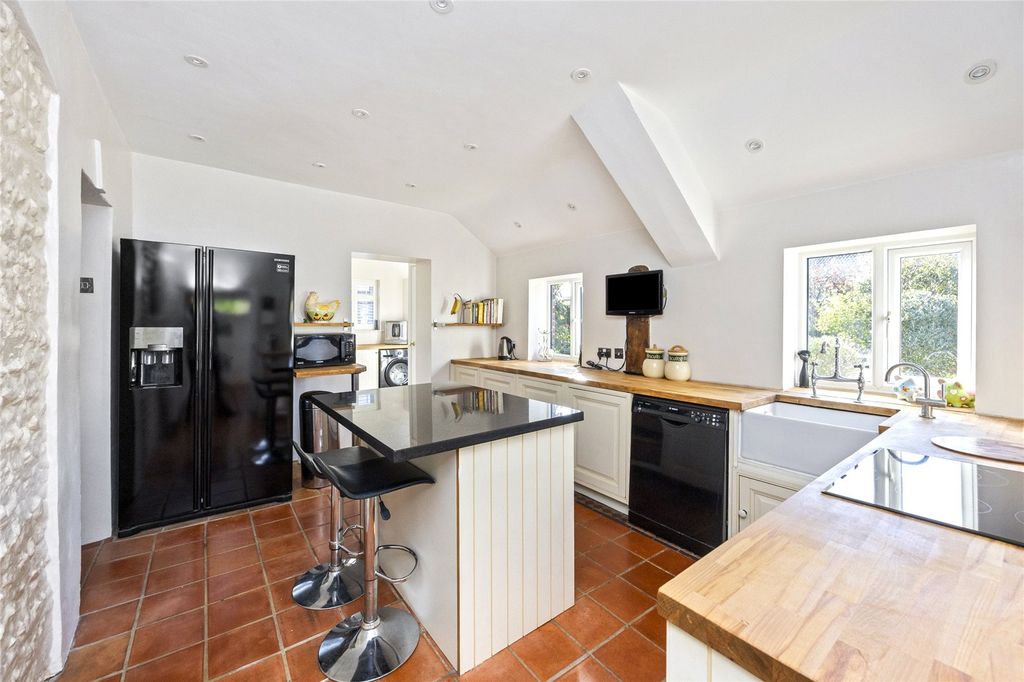 Property photo 2 of 24 Picture No. 07