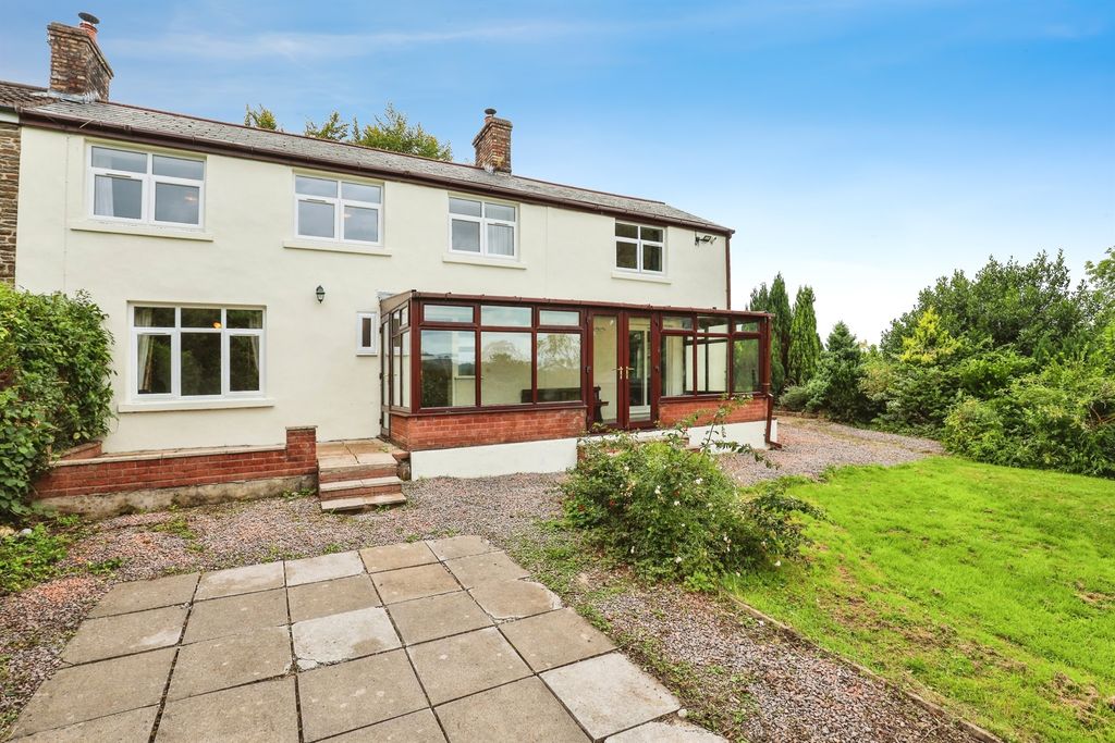 Property photo 3 of 34
