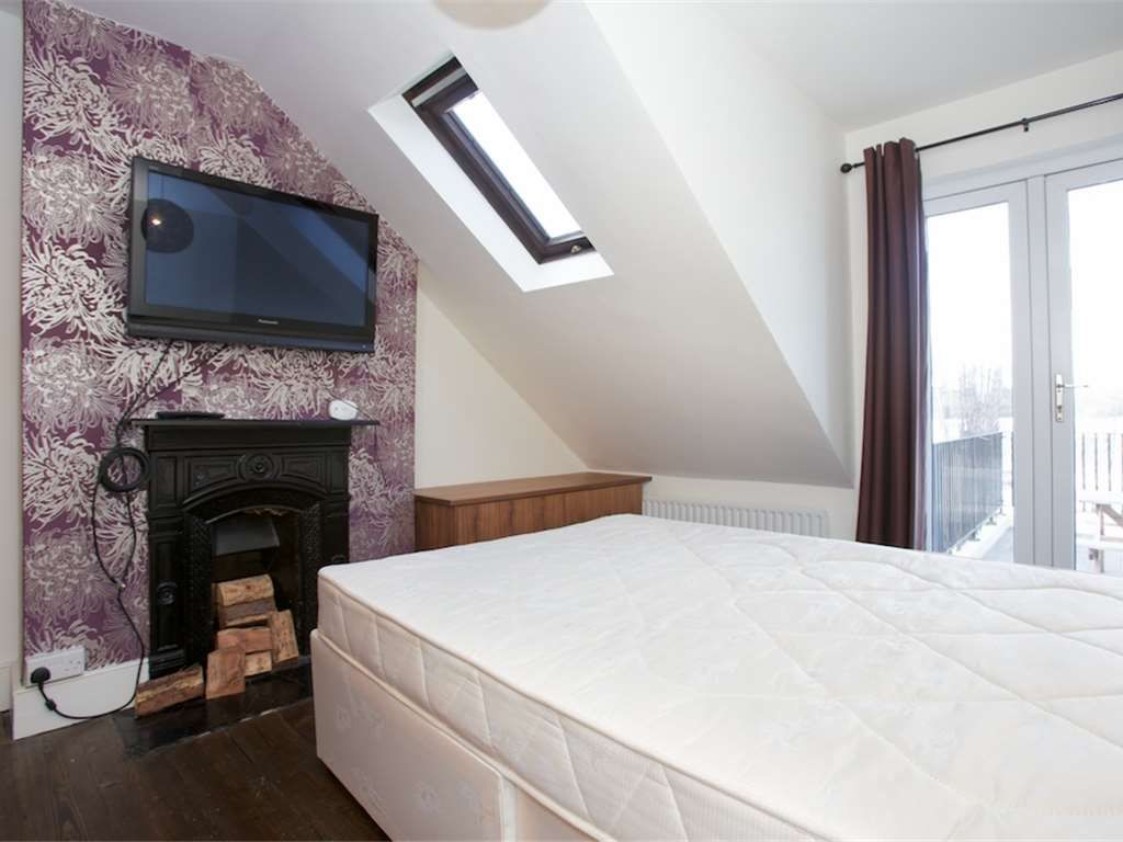 Property photo 3 of 6 Imported Image