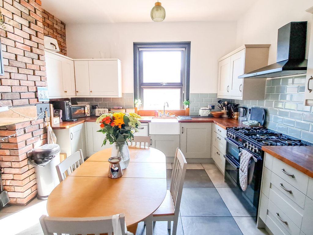 Additional image 9 of 3 bed semi-detached house for saleWalrow Road, Highbridge TA9