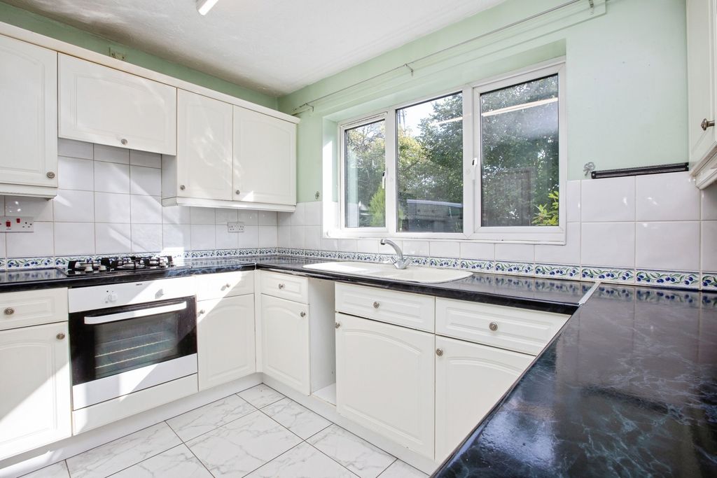 Property photo 2 of 24 Pbox-Img.Jpg