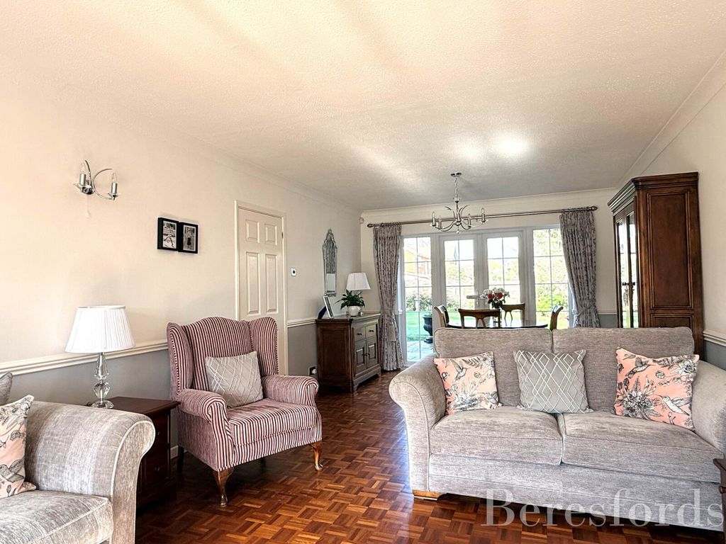 Property photo 2 of 14 Picture No. 61