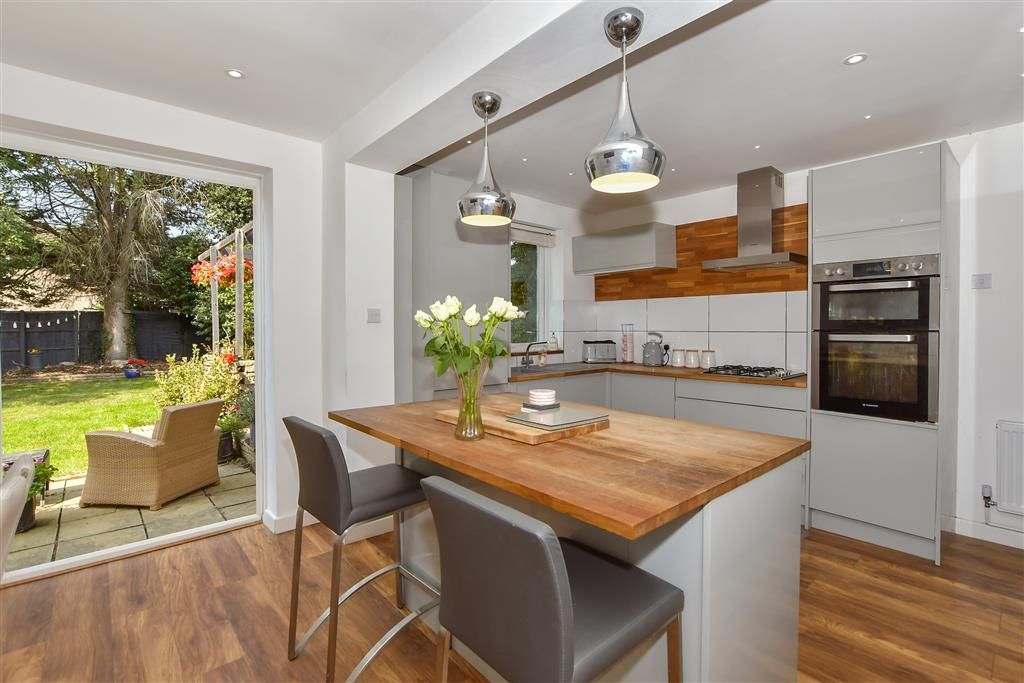 Property photo 3 of 10 Kitchen/Diner
