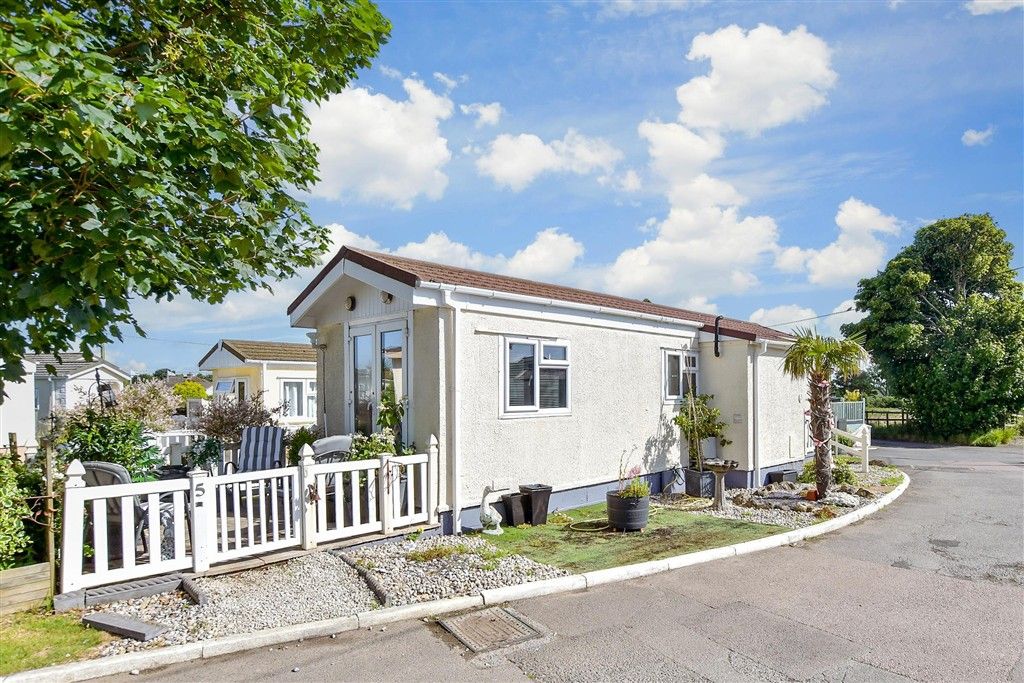 Property photo 2 of 7 External Web