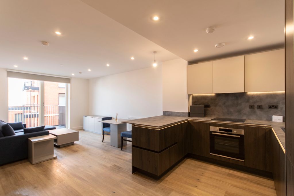 Property photo 2 of 22