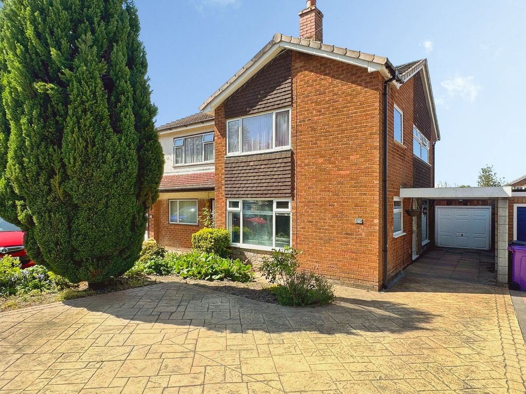 Property photo 2 of 21