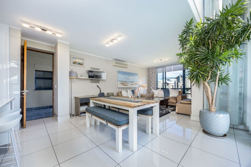 Property photo 2 of 22 Dbv1696785