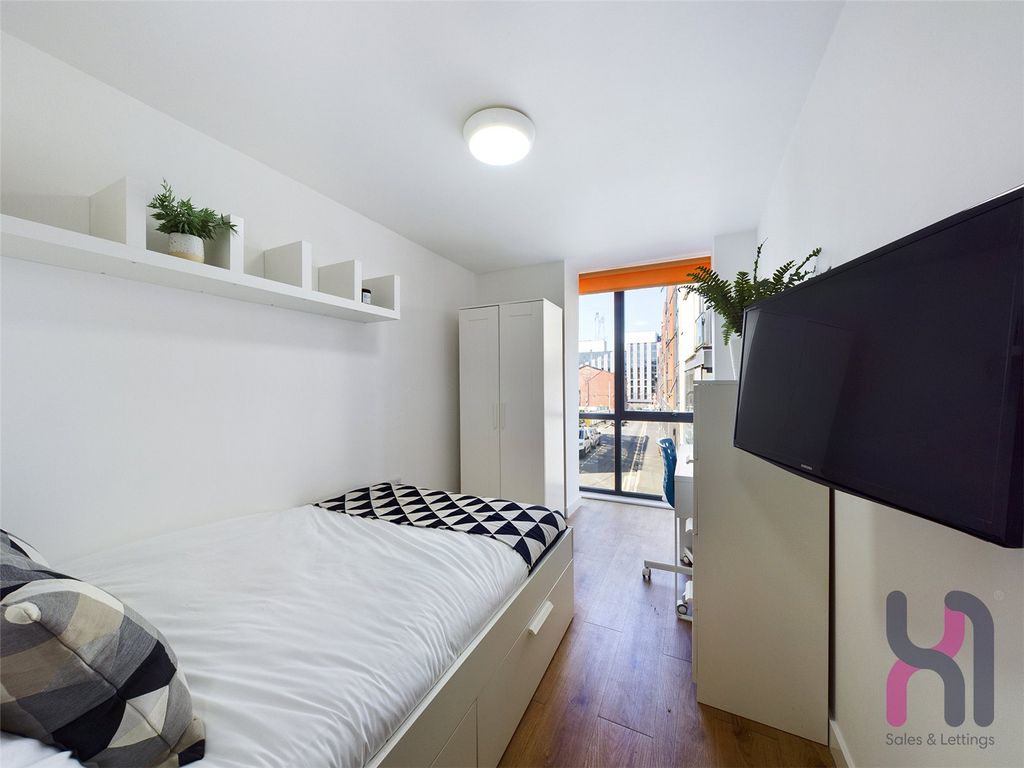 Property photo 2 of 12 Picture No. 09