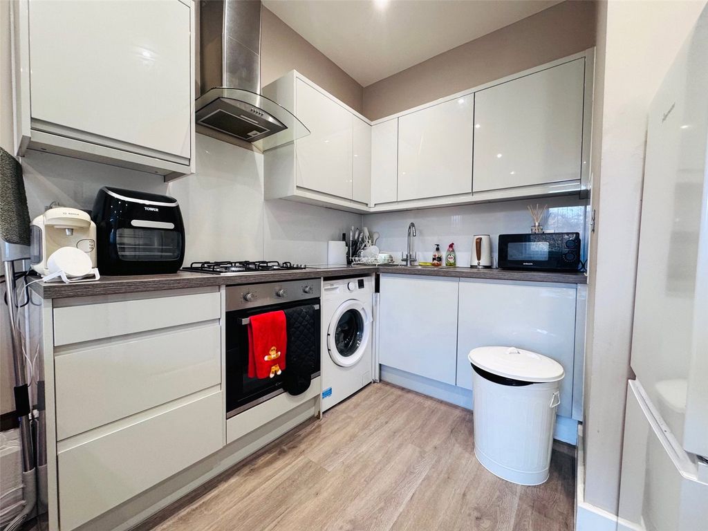 Property photo 3 of 6 Picture No. 07