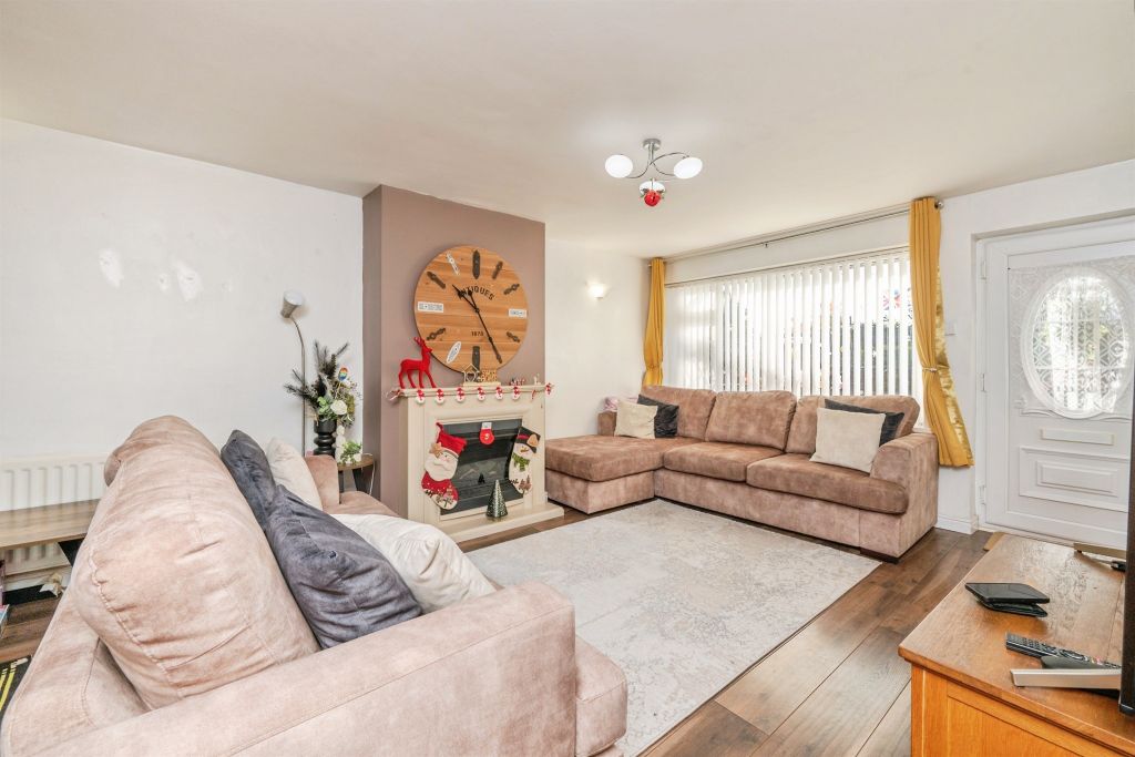 Property photo 2 of 19