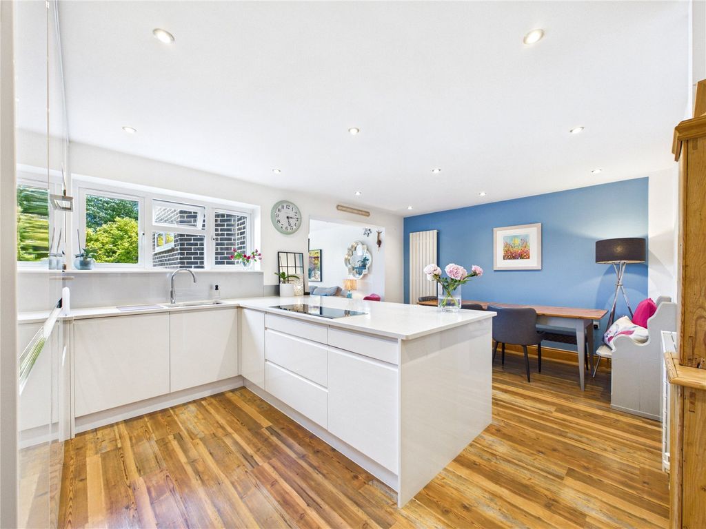 Property photo 1 of 16 Picture No. 06