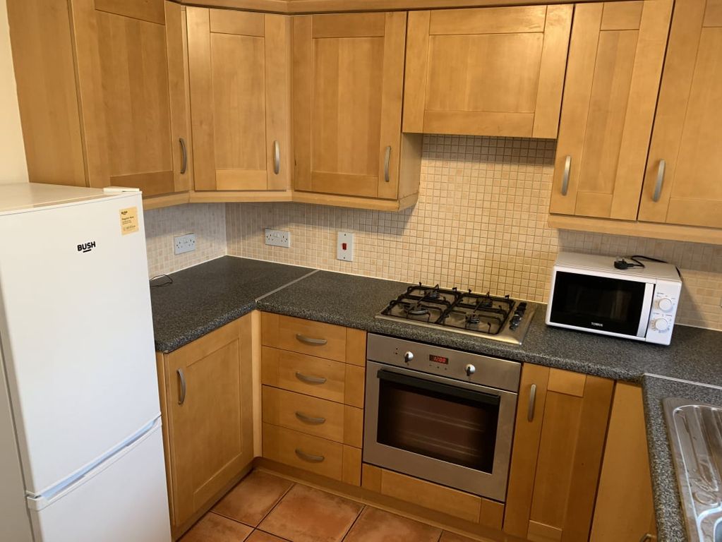Property photo 3 of 9