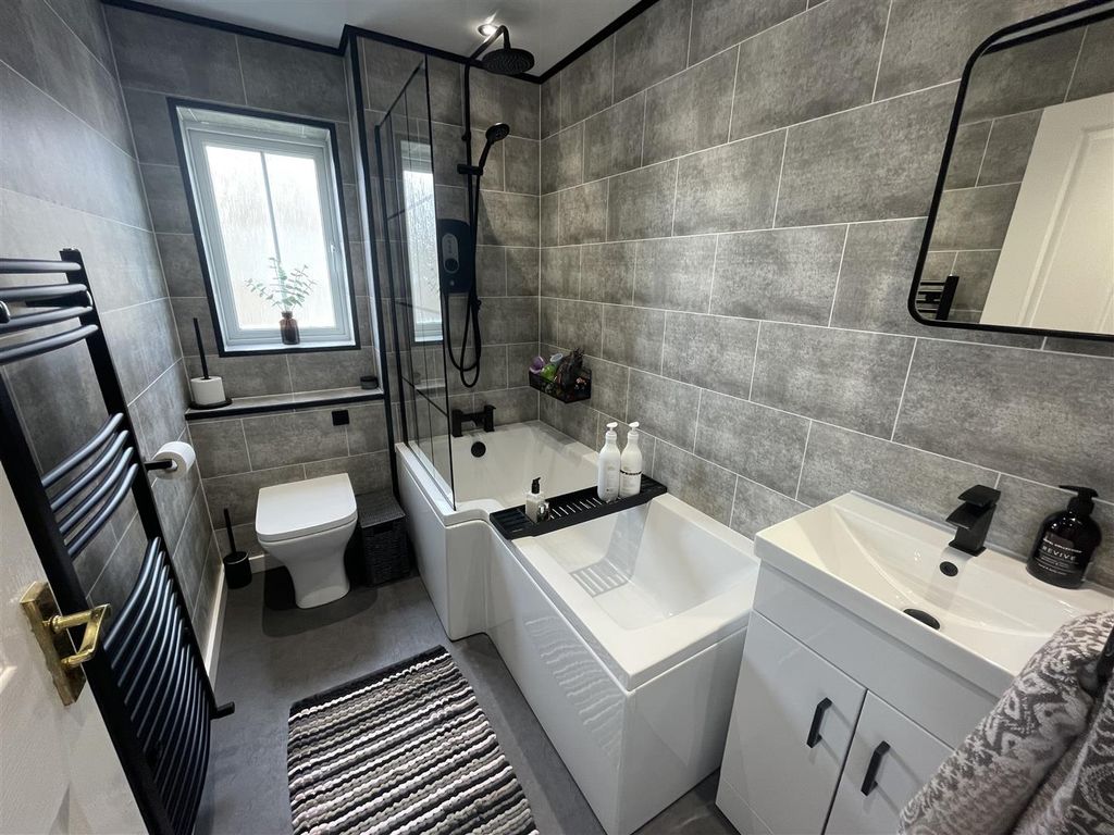 Property photo 2 of 16 Image003.Jpg