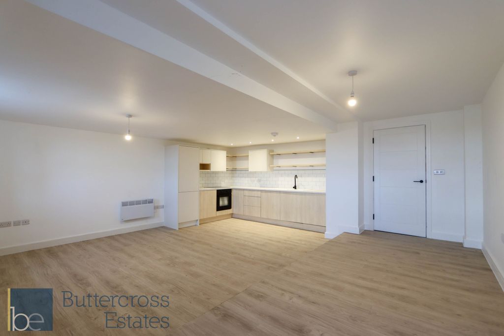 Property photo 3 of 14 Living Room And Kitchen