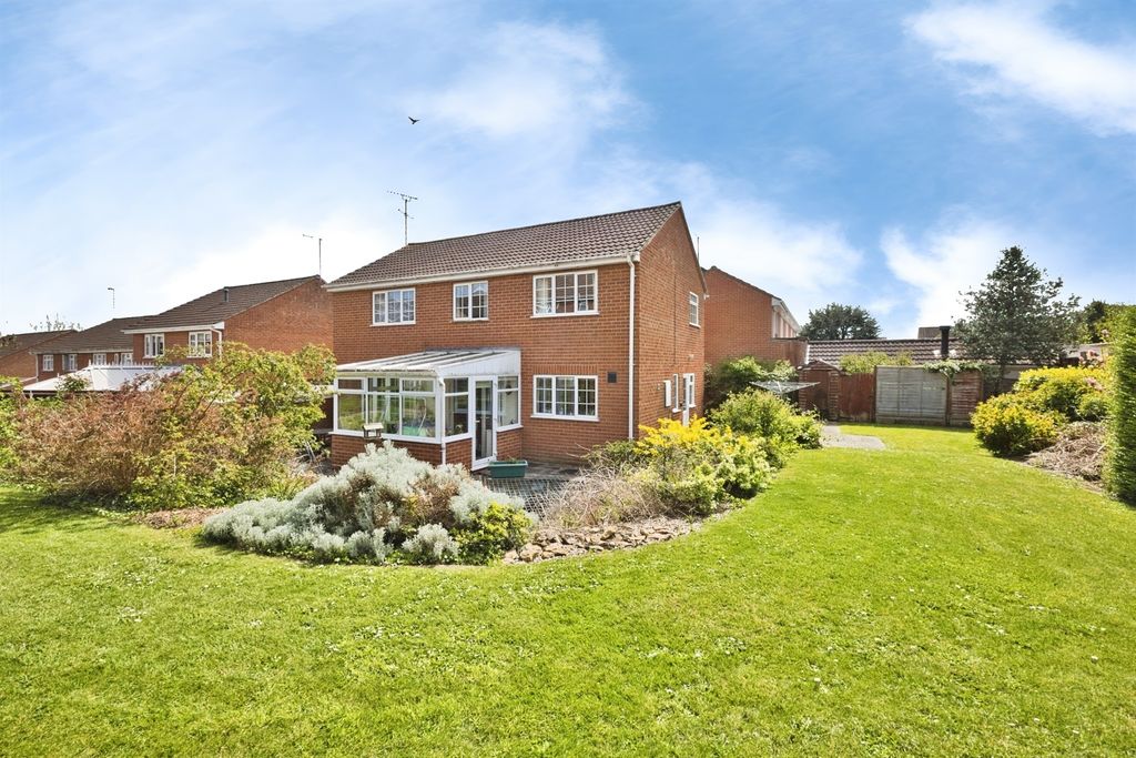 Property photo 1 of 19