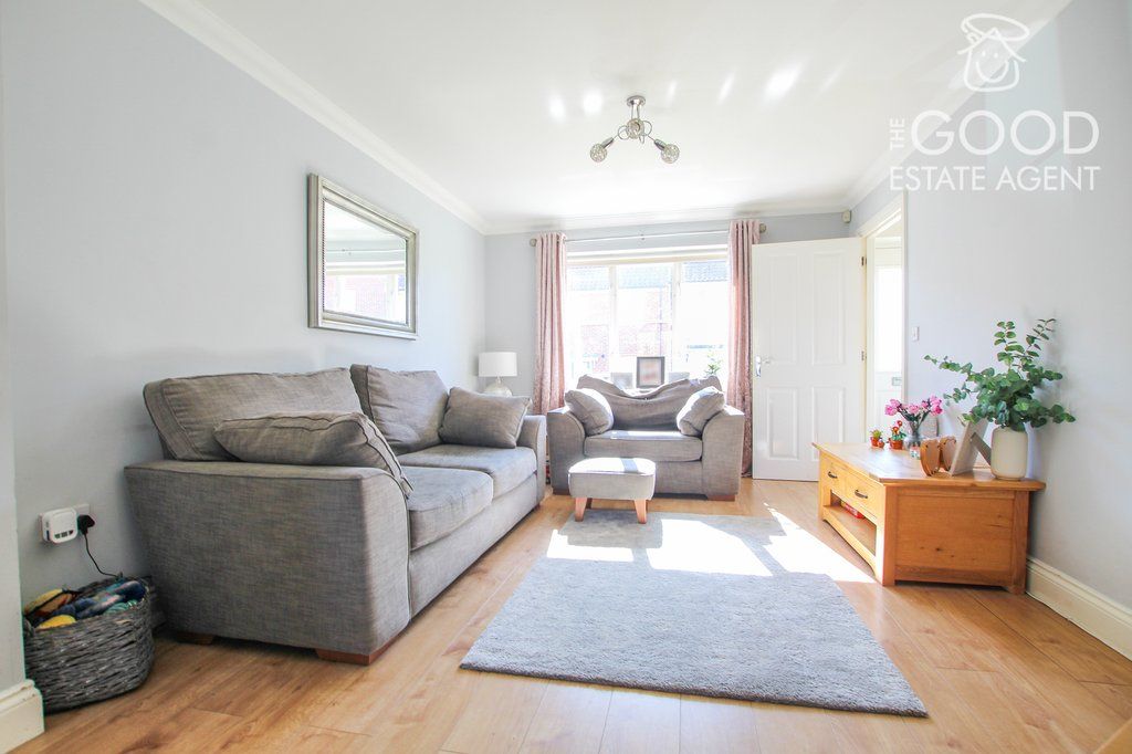 Property photo 3 of 16