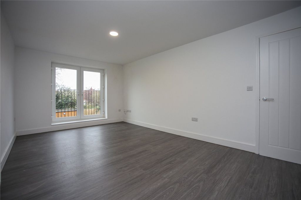 Property photo 3 of 7 Picture No. 04
