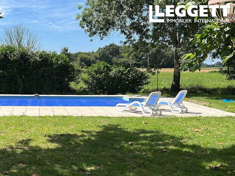 Property photo 2 of 10