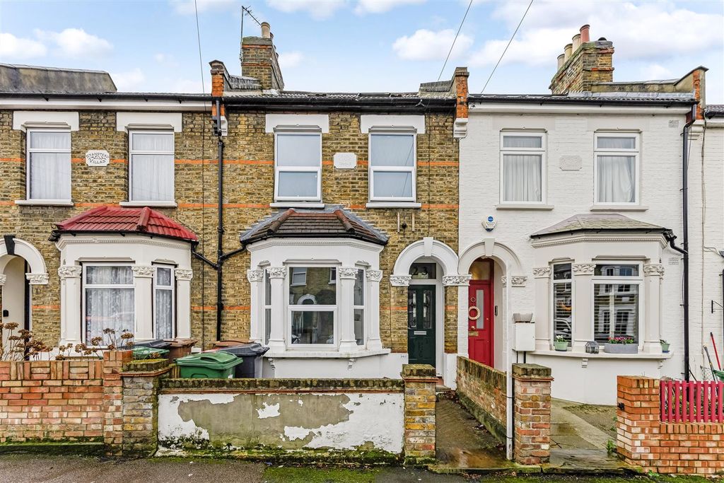 Property photo 1 of 14