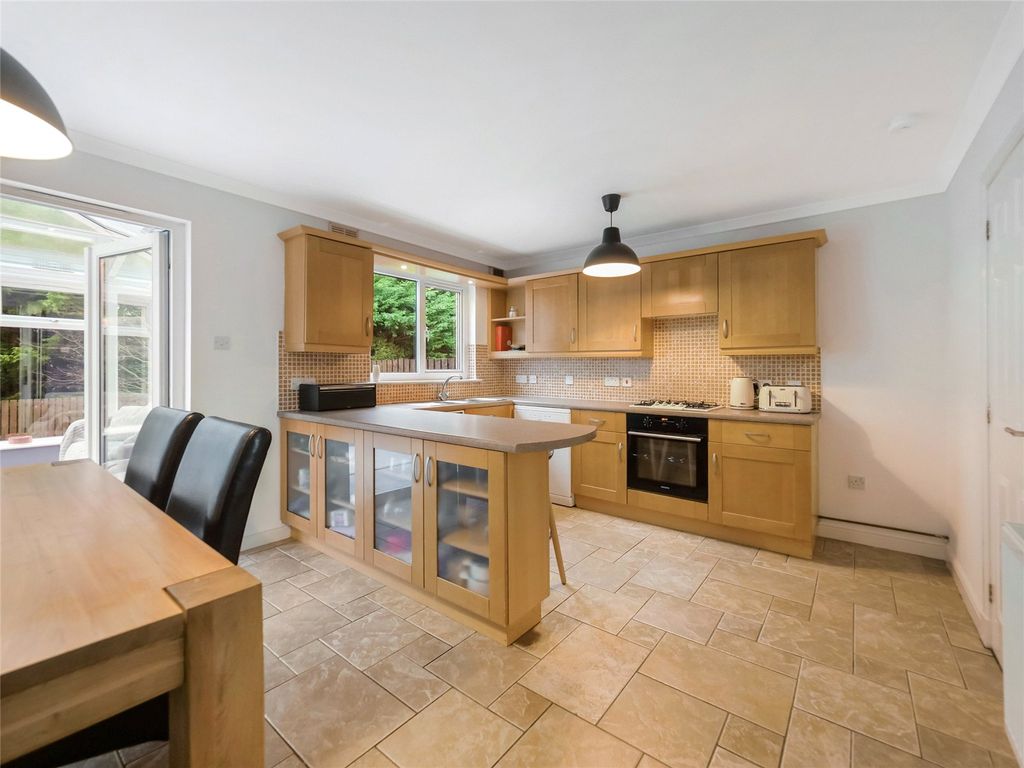 Property photo 3 of 17 Picture No. 04