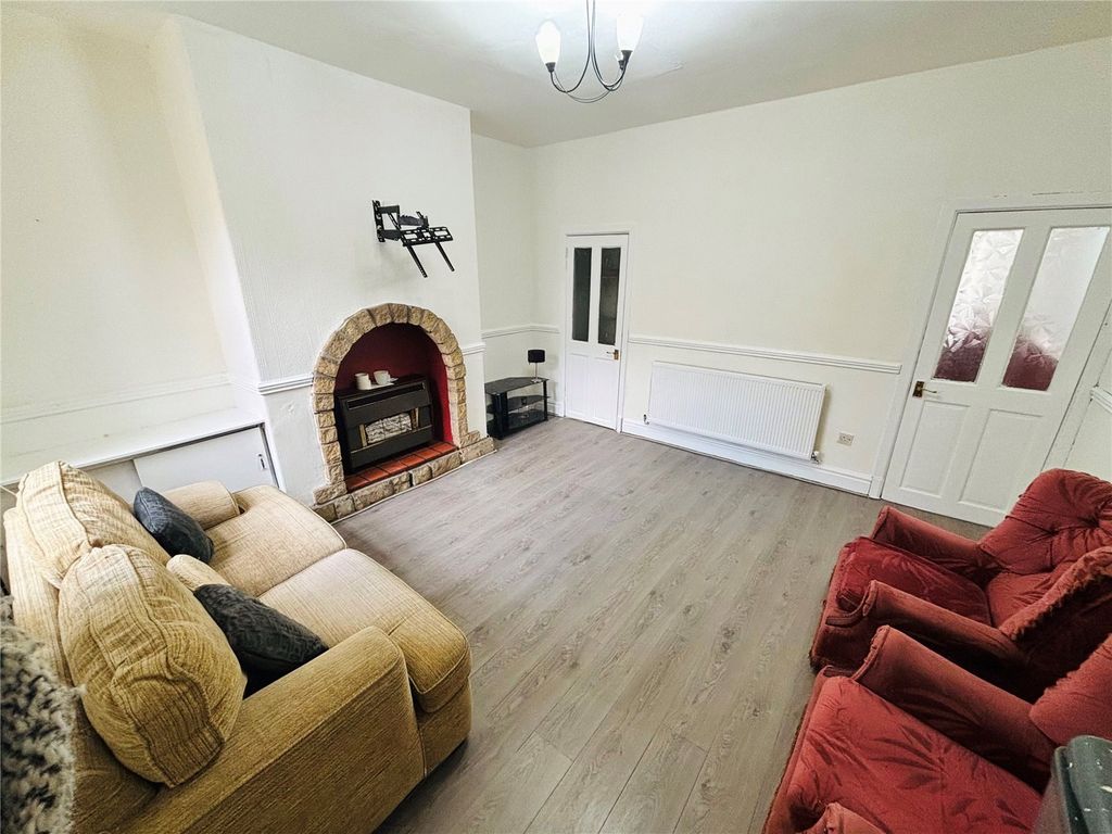 Property photo 3 of 14 Picture No. 23