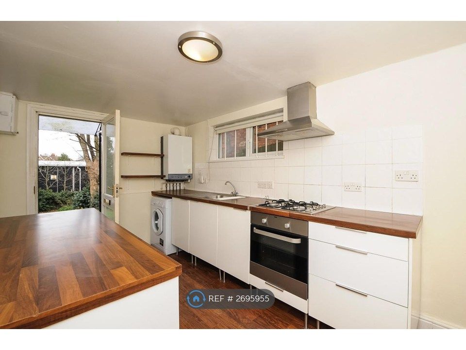 Property photo 2 of 5