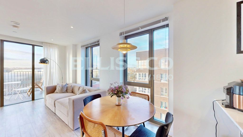 Property photo 3 of 23 Picture No. 09