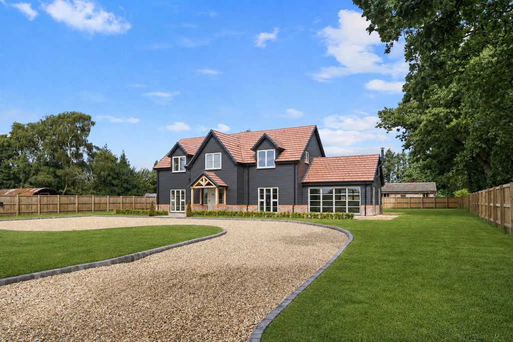 Property photo 1 of 54