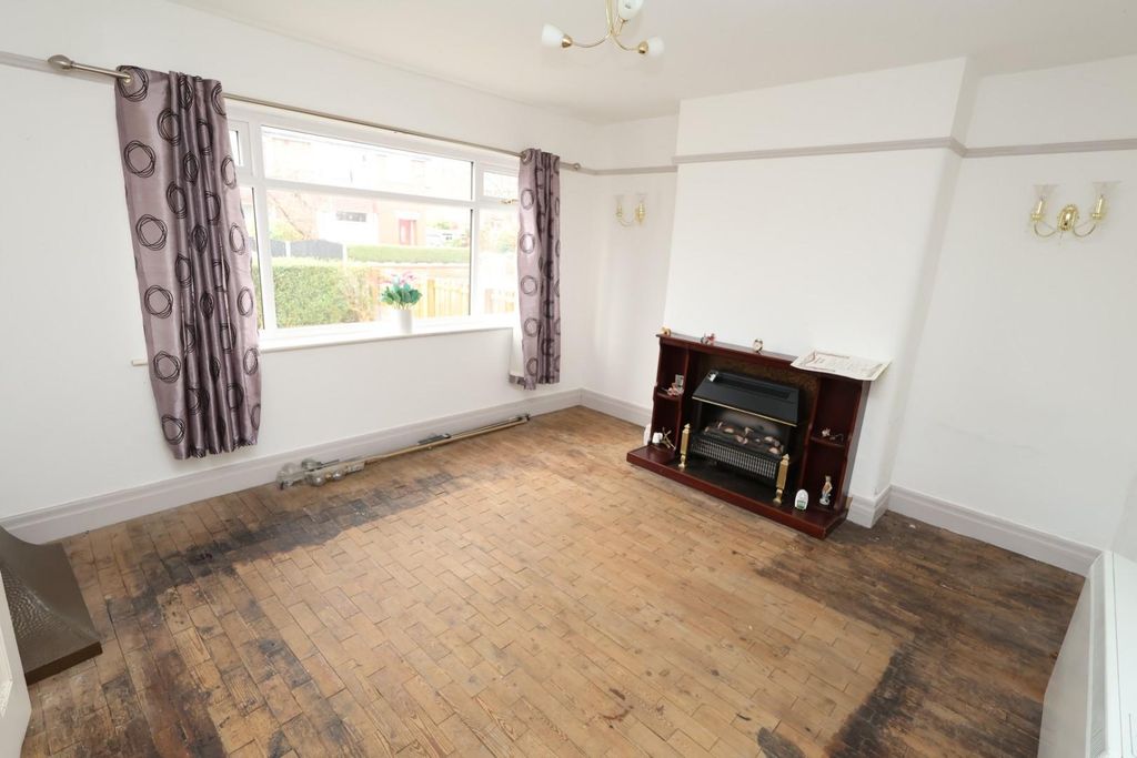 Property photo 3 of 15 12.Jpg