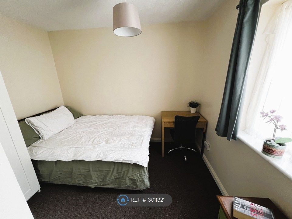 Property photo 3 of 8