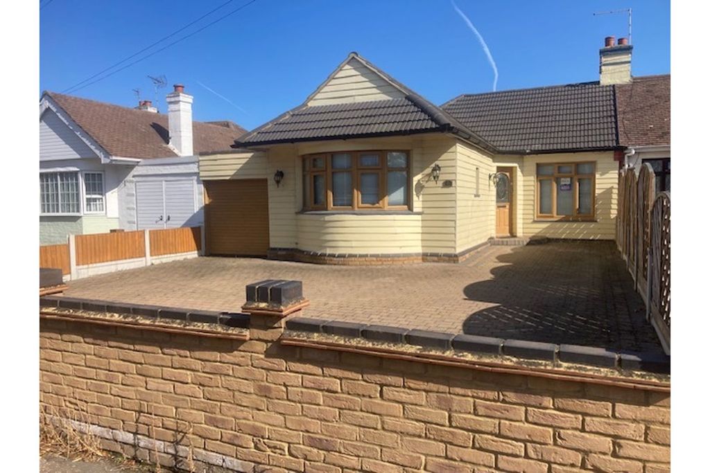 Property photo 2 of 24