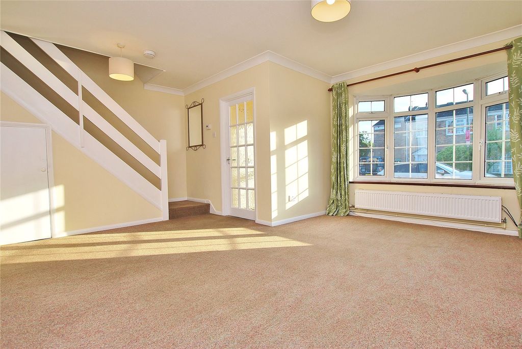 Property photo 3 of 9 Picture No. 18