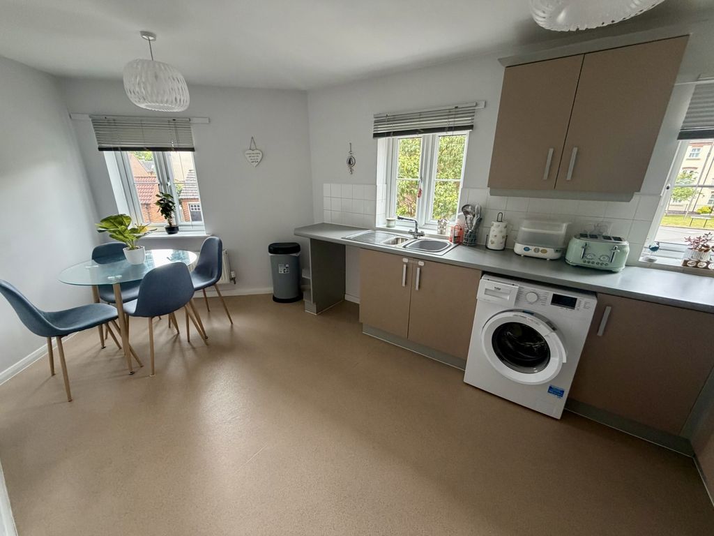Property photo 3 of 7 Img_2381