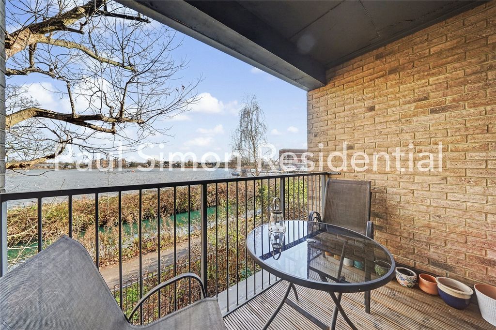 Property photo 2 of 12 Picture No. 04