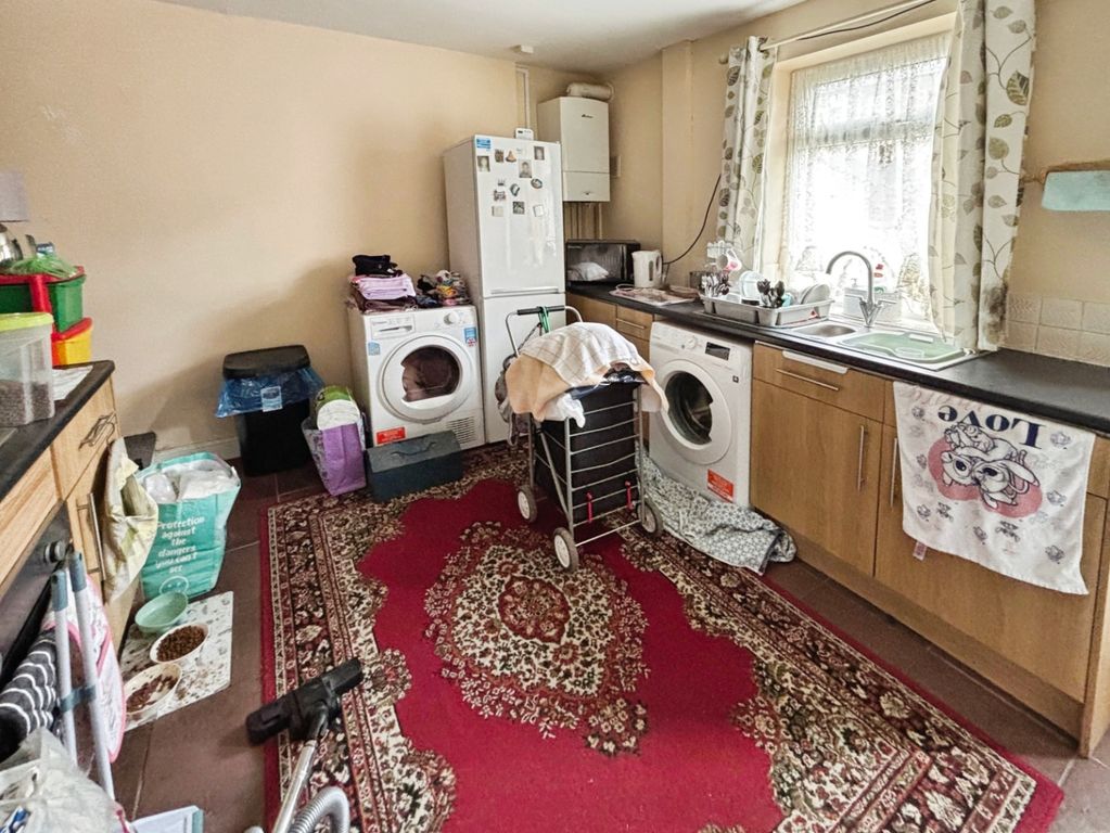 Property photo 2 of 7 Pbox-Img.Jpeg