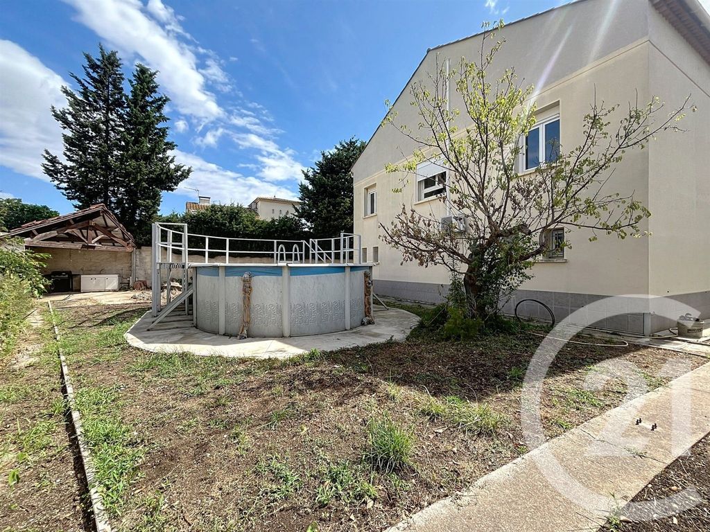 Property photo 3 of 28