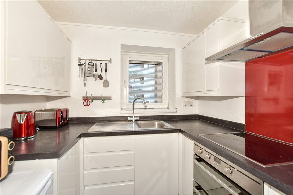 Property photo 2 of 13 Kitchen