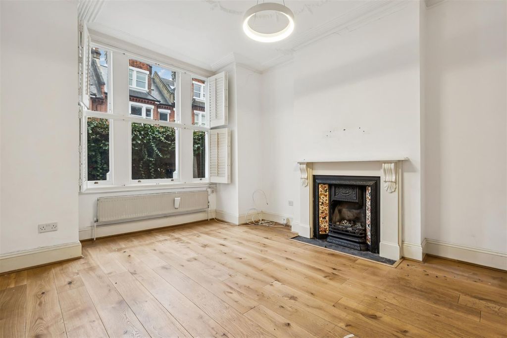 Property photo 3 of 19 7.Jpg