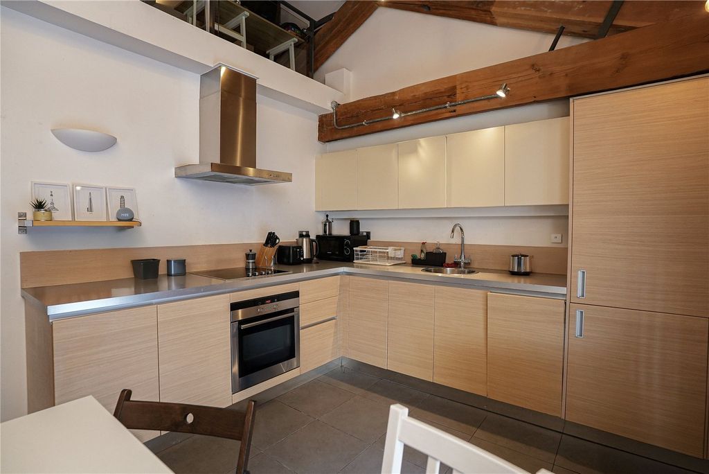 Property photo 3 of 19 Picture No. 76