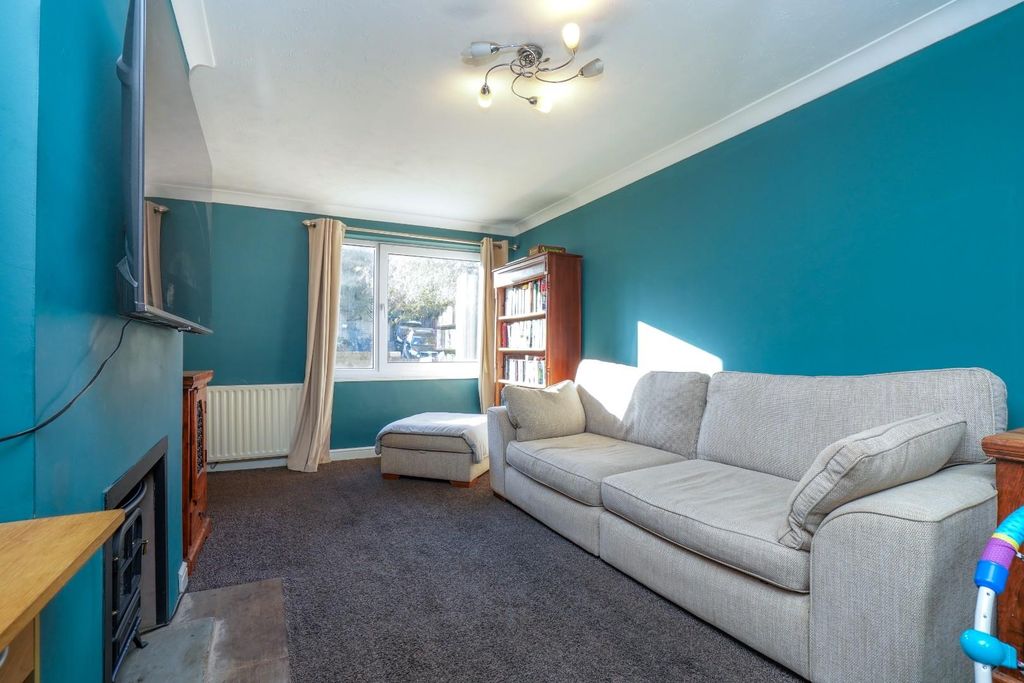 Property photo 2 of 12 Dsc01073.Jpg