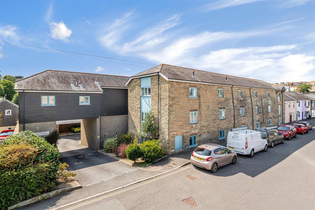 Property photo 1 of 15 A04 - 14 Malt Mill, Ebrington Street, Kingsbridge