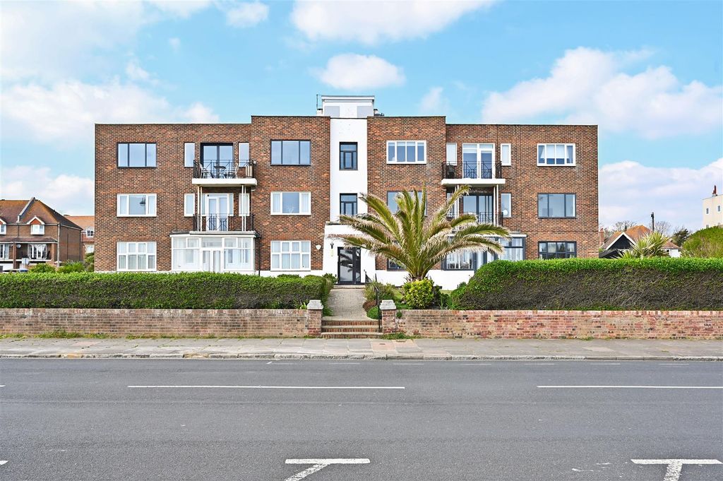 Property photo 2 of 30 5 Strathmore Court-Tn401Nu  (34).Jpg