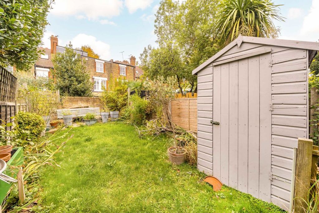 Property photo 2 of 6