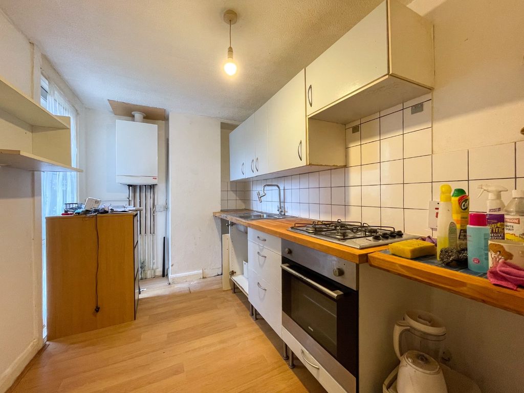 Property photo 3 of 9 3758863
